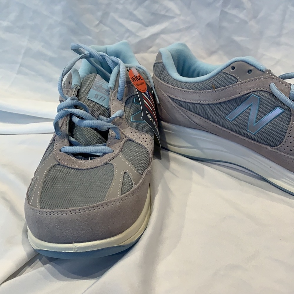 New Balance Walking Sneakers Light Blue/Gray NWT - Picture 2 of 5